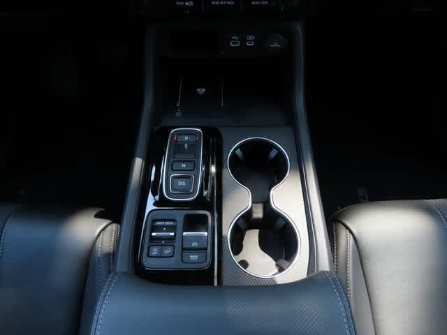 2025 Honda Pilot Touring 24