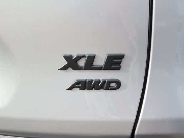 Thumbnail: 2023 Toyota RAV4 - 8