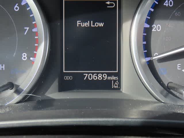 Thumbnail: 2019 Toyota Highlander - 26