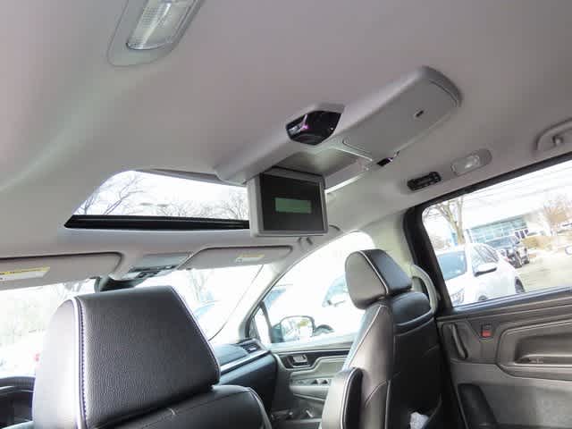 Thumbnail: 2023 Honda Odyssey - 17