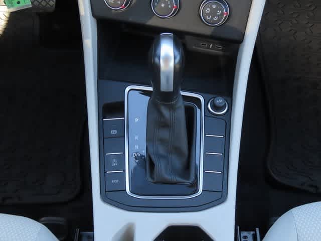 Thumbnail: 2021 Volkswagen Jetta - 20