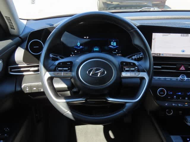 Thumbnail: 2023 Hyundai Elantra - 18