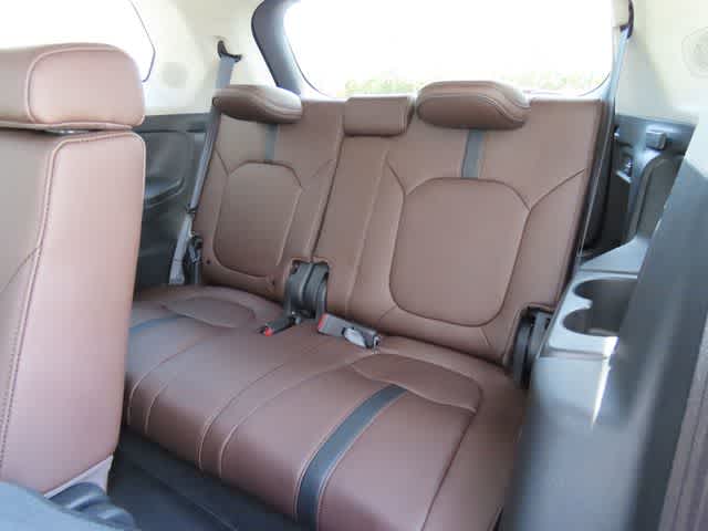 Thumbnail: 2025 Honda Pilot - 16