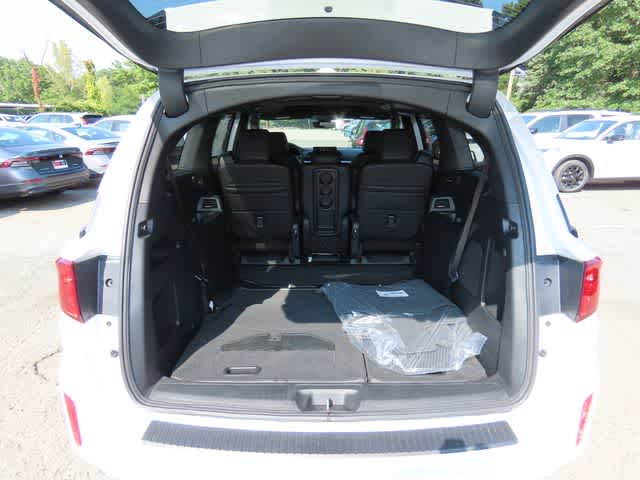 Thumbnail: 2026 Honda Odyssey - 11