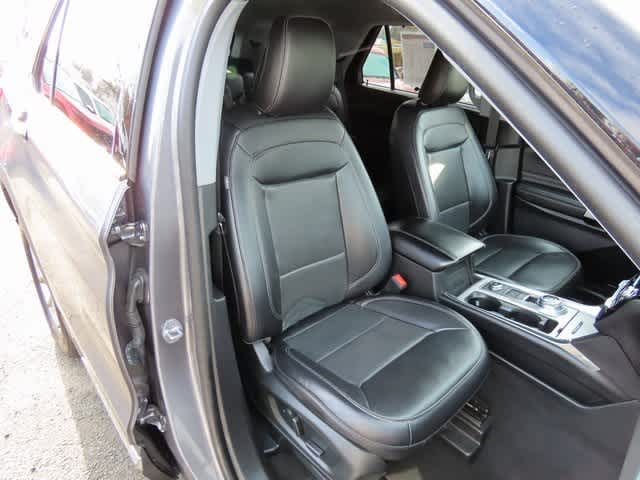 Thumbnail: 2022 Ford Explorer - 20