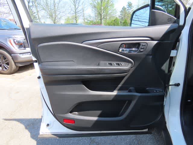 Thumbnail: 2019 Honda Pilot - 18