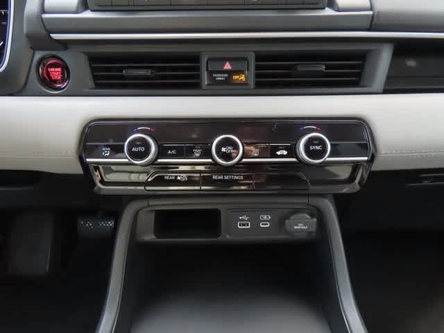 Thumbnail: 2023 Honda Pilot - 22