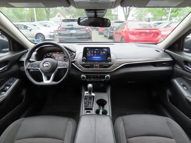 Thumbnail: 2025 Nissan Altima - 17
