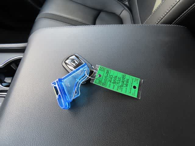 Thumbnail: 2023 Honda Pilot - 31