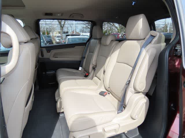 Thumbnail: 2018 Honda Odyssey - 13