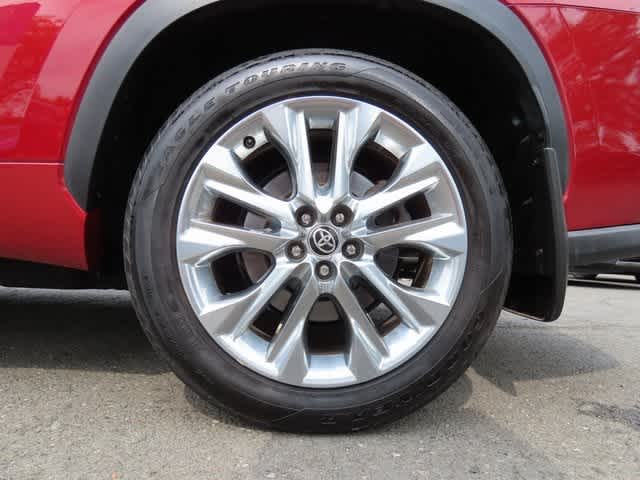 Thumbnail: 2021 Toyota Highlander - 7