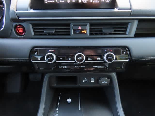 2025 Honda Pilot Touring 22