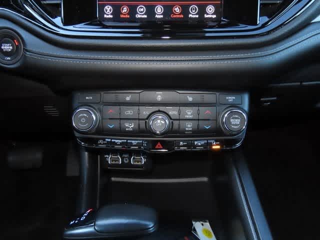 Thumbnail: 2022 Dodge Durango - 22