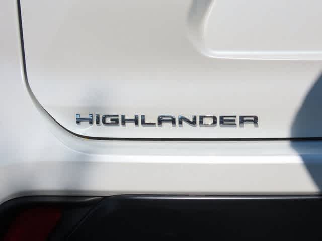 Thumbnail: 2024 Toyota Highlander - 7