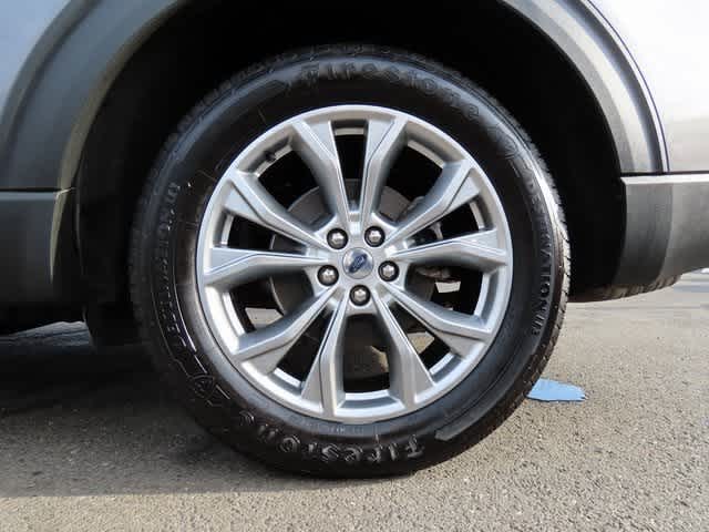 Thumbnail: 2022 Ford Explorer - 10