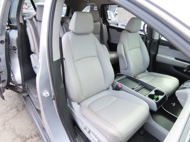 Thumbnail: 2022 Honda Odyssey - 17