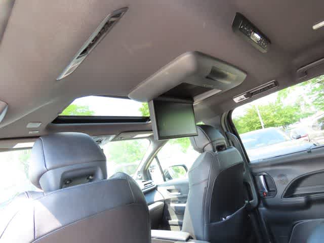 Thumbnail: 2025 Toyota Sienna - 18