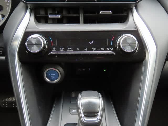 2022 Toyota Venza LE 20