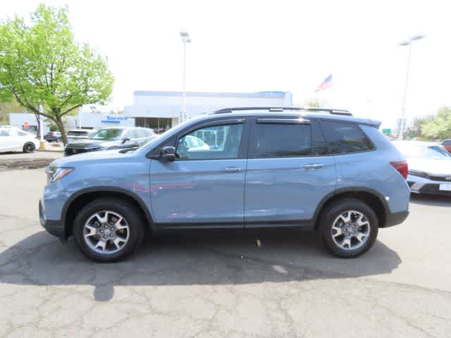 Thumbnail: 2023 Honda Passport - 3