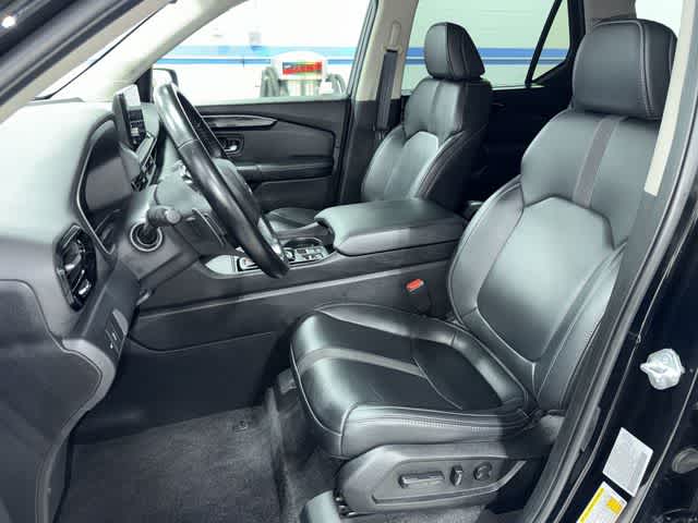 Thumbnail: 2023 Honda Pilot - 15