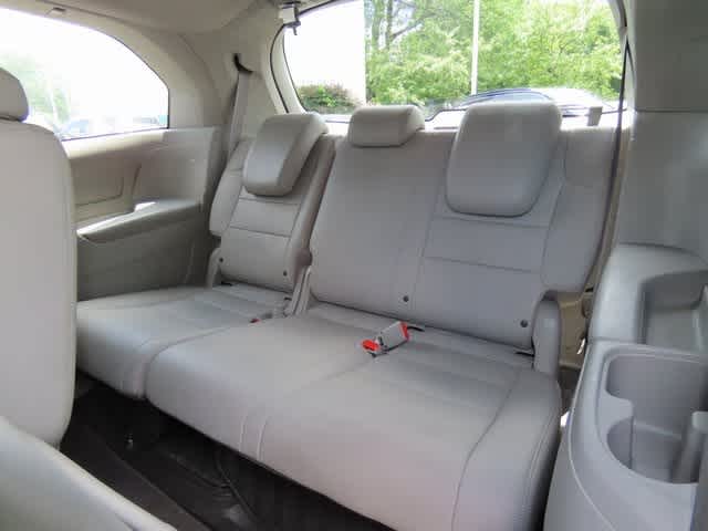 Thumbnail: 2012 Honda Odyssey - 14