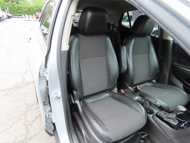 Thumbnail: 2019 Buick Encore - 16