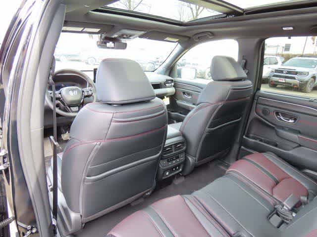 Thumbnail: 2026 Honda Pilot - 17