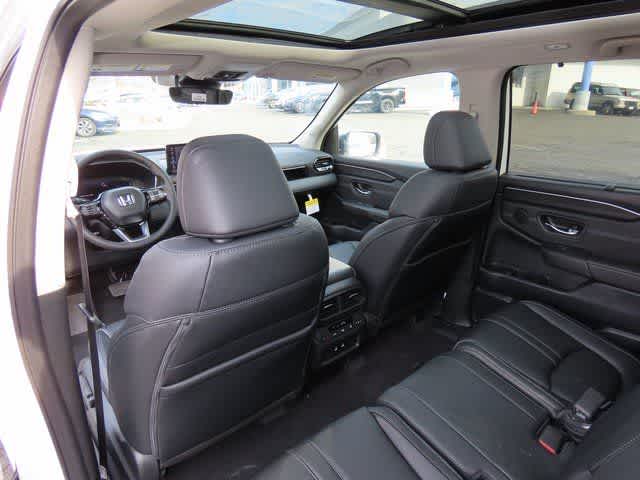 Thumbnail: 2026 Honda Pilot - 17