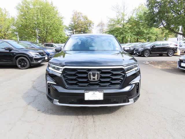 Thumbnail: 2023 Honda Pilot - 6
