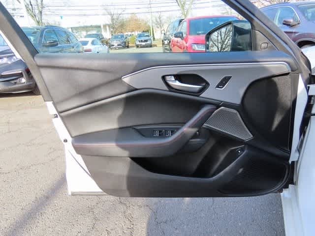 Thumbnail: 2022 Acura TLX - 16