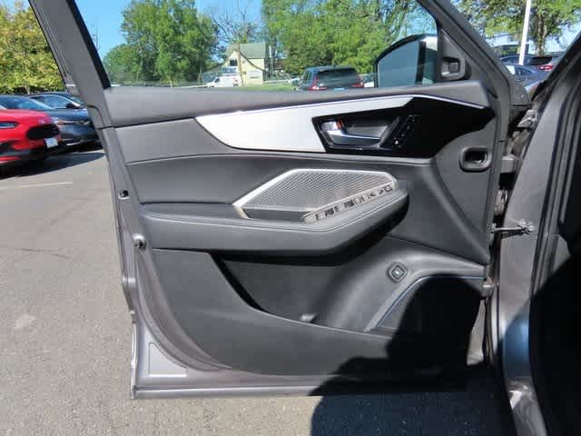 Thumbnail: 2023 Acura MDX - 16