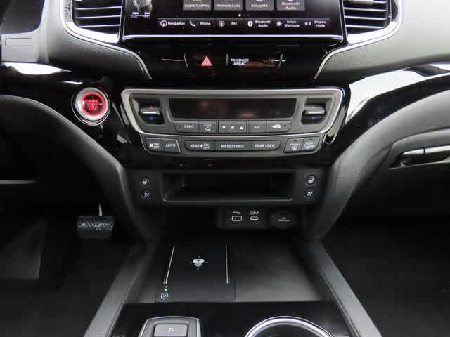 2025 Honda Ridgeline Black Edition 20