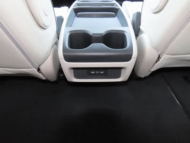 Thumbnail: 2026 Honda Odyssey - 27