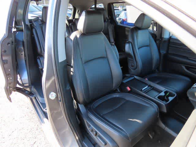 Thumbnail: 2023 Honda Odyssey - 16