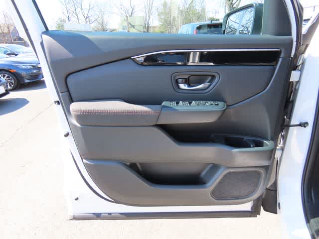 Thumbnail: 2023 Honda Pilot - 18