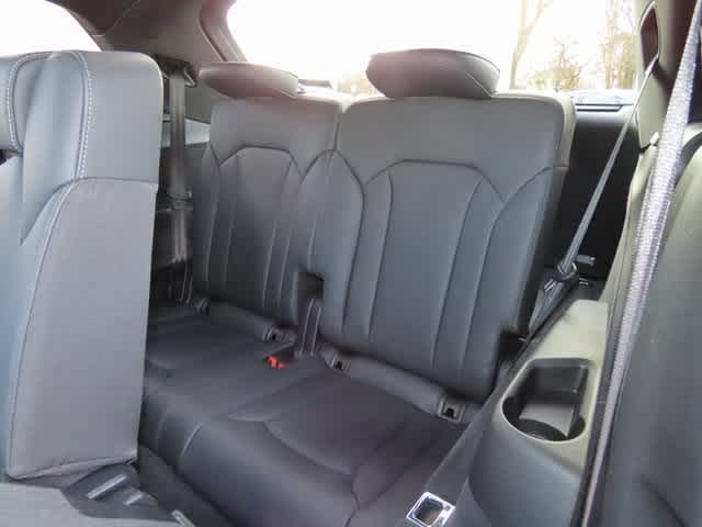 Thumbnail: 2025 Audi Q7 - 14