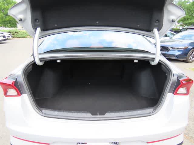 Thumbnail: 2023 Kia K5 - 12