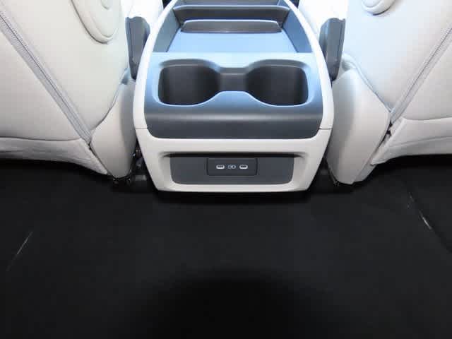 Thumbnail: 2025 Honda Odyssey - 24
