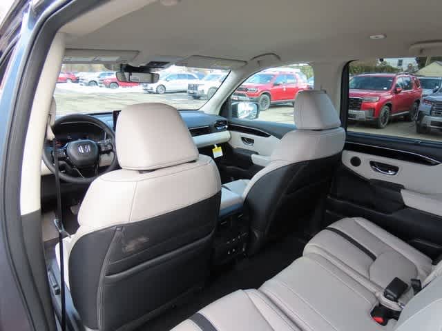 Thumbnail: 2026 Honda Pilot - 16