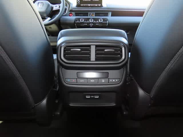 Thumbnail: 2025 Honda Pilot - 23