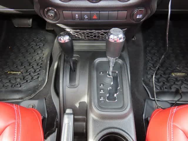 Thumbnail: 2014 Jeep Wrangler - 23