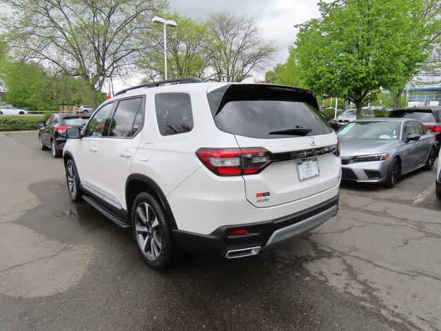 Thumbnail: 2023 Honda Pilot - 4