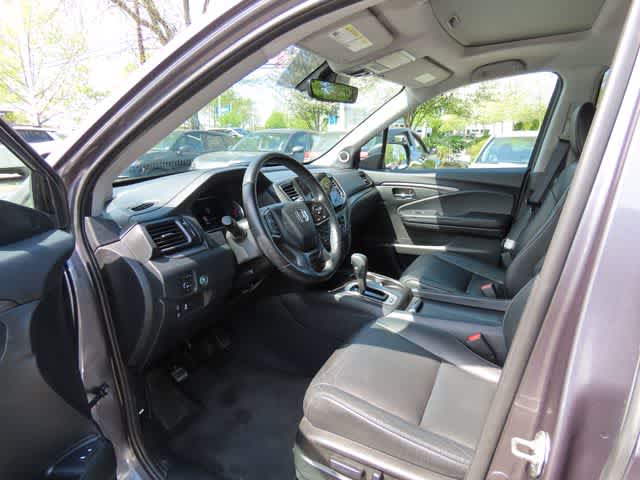 Thumbnail: 2020 Honda Pilot - 2