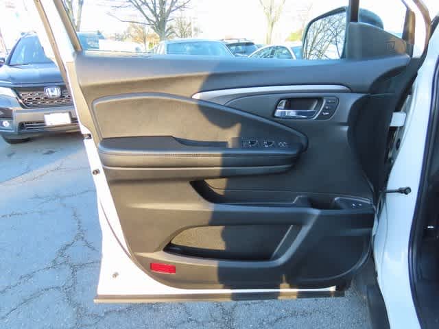 Thumbnail: 2021 Honda Pilot - 18