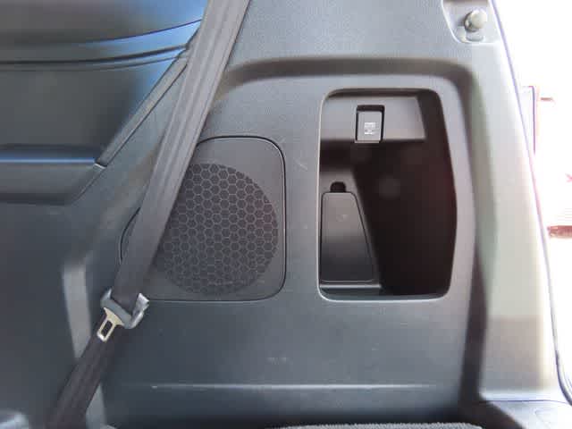 Thumbnail: 2023 Honda Odyssey - 10