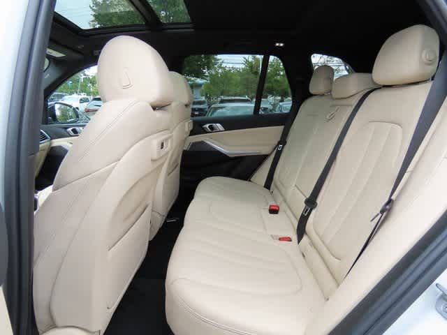 Thumbnail: 2022 BMW X5 - 14