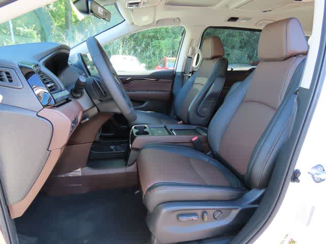 Thumbnail: 2026 Honda Odyssey - 13