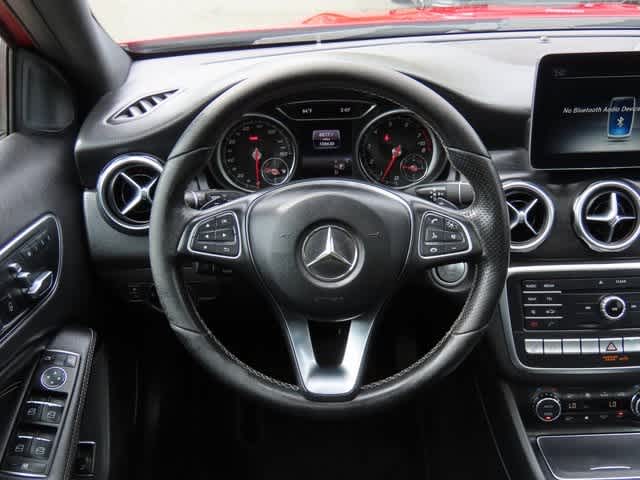Thumbnail: 2018 Mercedes-Benz GLA - 19