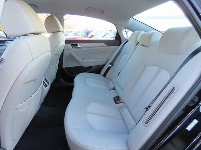 Thumbnail: 2019 Hyundai Sonata - 15