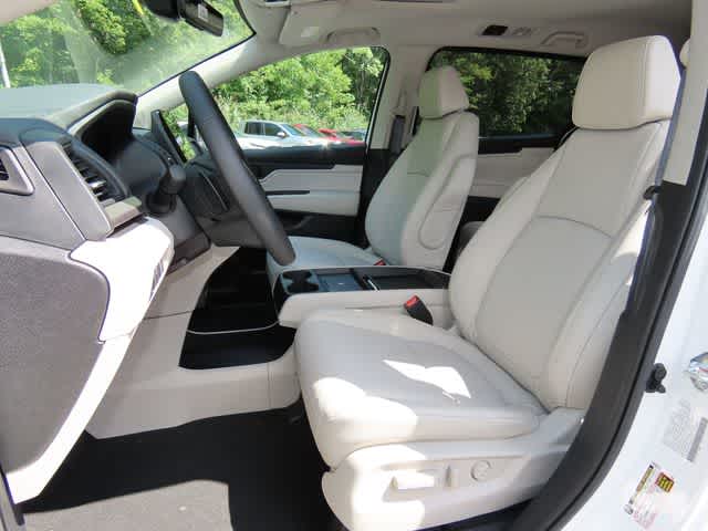 Thumbnail: 2026 Honda Odyssey - 12